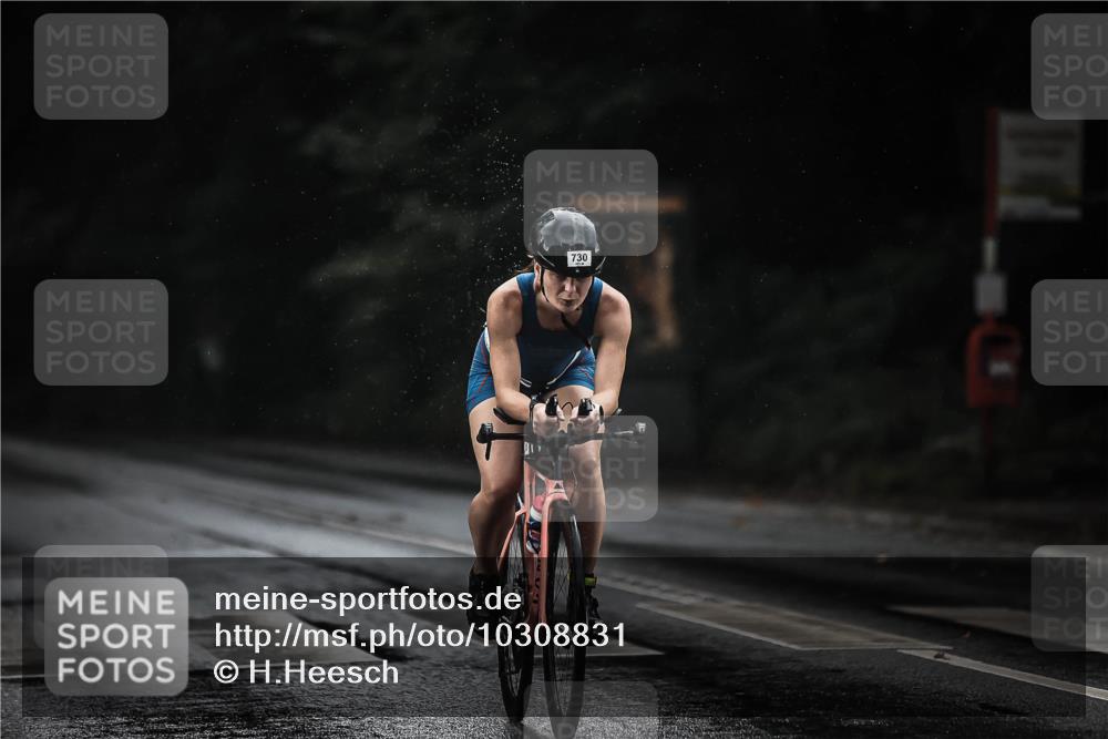 13.09.2026 - Stadtparktriathlon H.Heesch http://msf.ph/oto/10308831 13.09.2026 11:41:55 Radfahren 710, 730, 792 meine-sportfotos.de