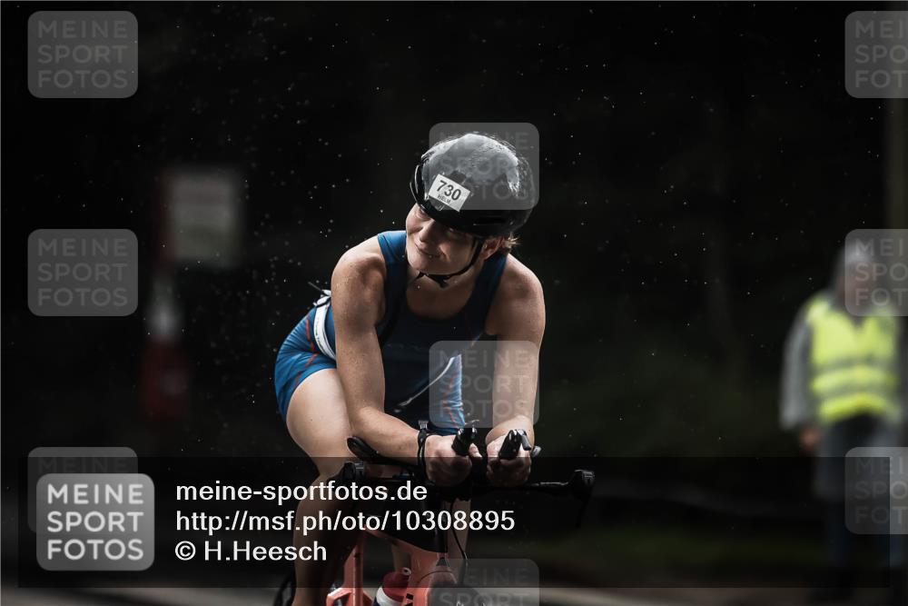 13.09.2026 - Stadtparktriathlon H.Heesch http://msf.ph/oto/10308895 13.09.2026 11:41:56 Radfahren 710, 730, 771, 792 meine-sportfotos.de