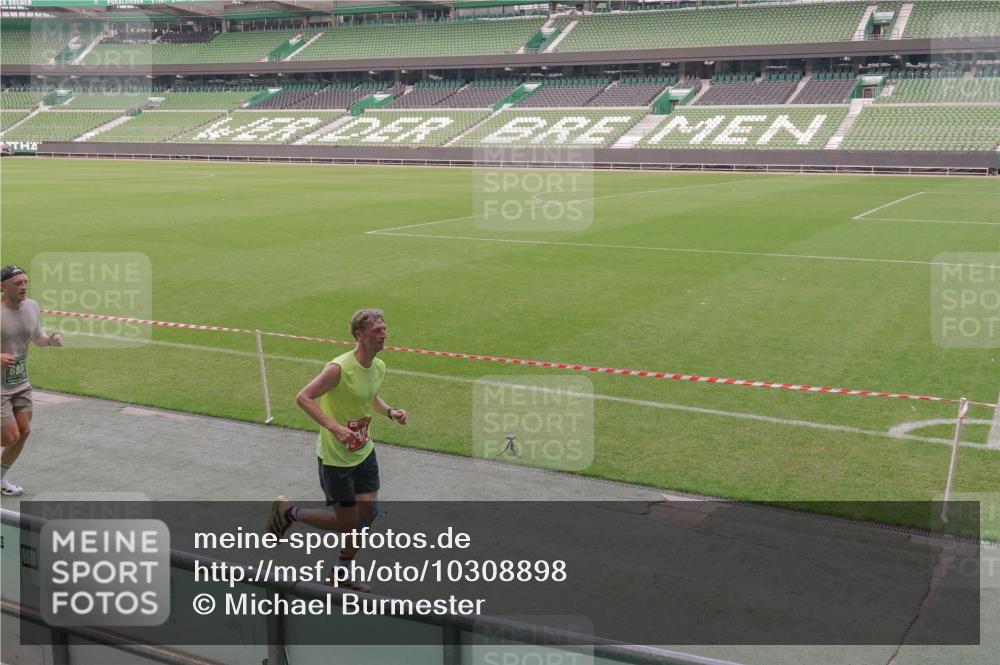 13.09.2026 - 21. swb-Marathon Bremen Michael Burmester http://msf.ph/oto/10308898 13.09.2026 12:41:41 Laufen im Stadion 126, 371, 603, 640, 650, 671, 735, 744, 862, 912, 957, 1136, 1336, 1381, 1411, 1571, 1614, 1619, 1667, 1797, 1822, 1850, 1860, 1862, 1901, 1930, 1950, 2094, 2986, 3368, 3624, 4381, 4399, 4795, 4936, 5672, 6198, 6201, 6264, 6929, 6991, 7141, 7671, 8065, 8311, 8383, 8394, 9065, 9329, 13224, 277, 346, 466, 658, 895, 901, 1090, 1118, 1248, 1320, 1323, 1385, 1472, 1576, 1587, 1604, 1717, 1751, 1754, 1911, 2141, 2352, 2585, 2670, 3080, 3606, 5160, 5163, 5912, 6112, 7650, 8729 meine-sportfotos.de