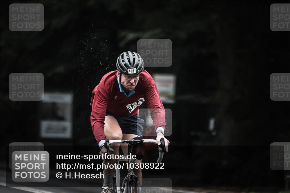 13.09.2026 - Stadtparktriathlon H.Heesch http://msf.ph/oto/10308922 13.09.2026 12:48:47 Radfahren 1198, 1241, 1265 meine-sportfotos.de
