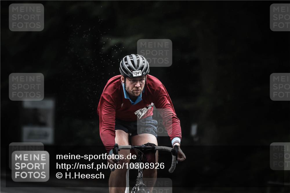 13.09.2026 - Stadtparktriathlon H.Heesch http://msf.ph/oto/10308926 13.09.2026 12:48:48 Radfahren 1135, 1198, 1241, 1265 meine-sportfotos.de