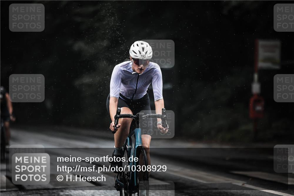 13.09.2026 - Stadtparktriathlon H.Heesch http://msf.ph/oto/10308929 13.09.2026 11:42:00 Radfahren 730, 771, 792, 814, 820 meine-sportfotos.de