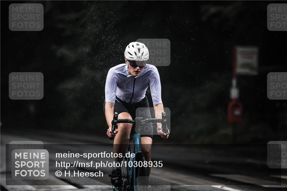 13.09.2026 - Stadtparktriathlon H.Heesch http://msf.ph/oto/10308935 13.09.2026 11:42:00 Radfahren 730, 771, 792, 814, 820 meine-sportfotos.de