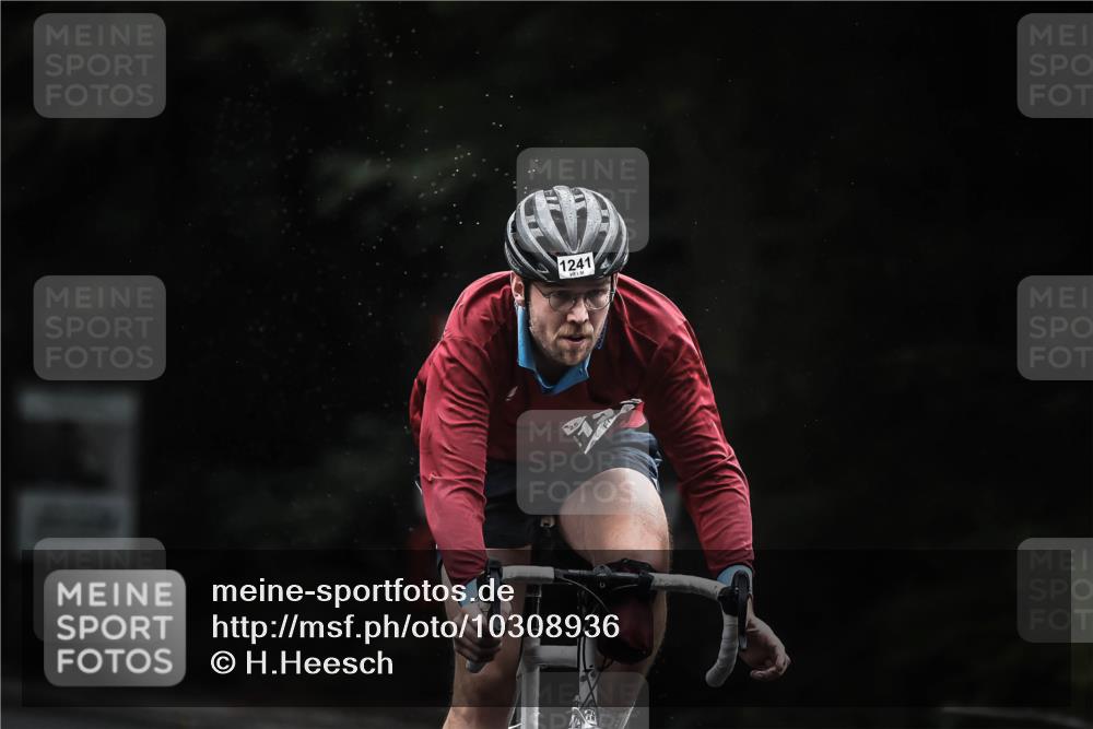 13.09.2026 - Stadtparktriathlon H.Heesch http://msf.ph/oto/10308936 13.09.2026 12:48:48 Radfahren 1135, 1198, 1241, 1265 meine-sportfotos.de