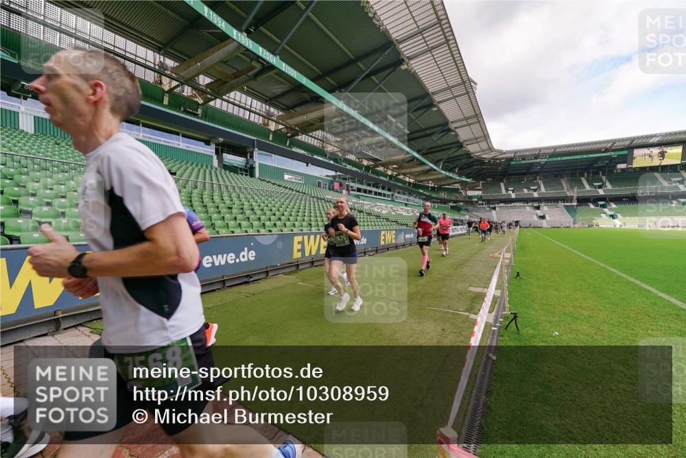 13.09.2026 - 21. swb-Marathon Bremen Michael Burmester http://msf.ph/oto/10308959 13.09.2026 13:05:00 Laufen im Stadion 178, 209, 210, 244, 323, 394, 534, 536, 565, 647, 725, 881, 891, 900, 1073, 1239, 1243, 1307, 1308, 1343, 1373, 1380, 1456, 1479, 1627, 1649, 1653, 1656, 1687, 1780, 1914, 1932, 1941, 2023, 2089, 2126, 2223, 2241, 2244, 2265, 2301, 2369, 2430, 2452, 2464, 2602, 2723, 2742, 2764, 2851, 2867, 2872, 2891, 2910, 2919, 2957, 2959, 2985, 3028, 3030, 3217, 3278, 3320, 3343, 3419, 3425, 3444, 3454, 3485, 3521, 3579, 3796, 3909, 242 meine-sportfotos.de
