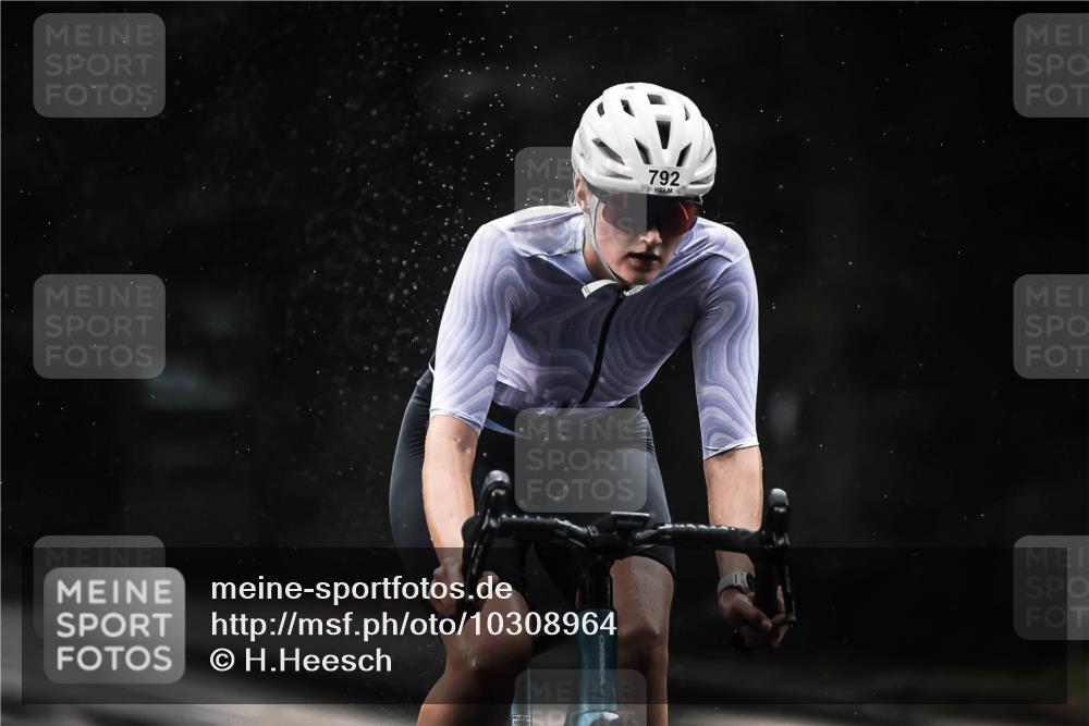 13.09.2026 - Stadtparktriathlon H.Heesch http://msf.ph/oto/10308964 13.09.2026 11:42:00 Radfahren 730, 771, 792, 814, 820 meine-sportfotos.de