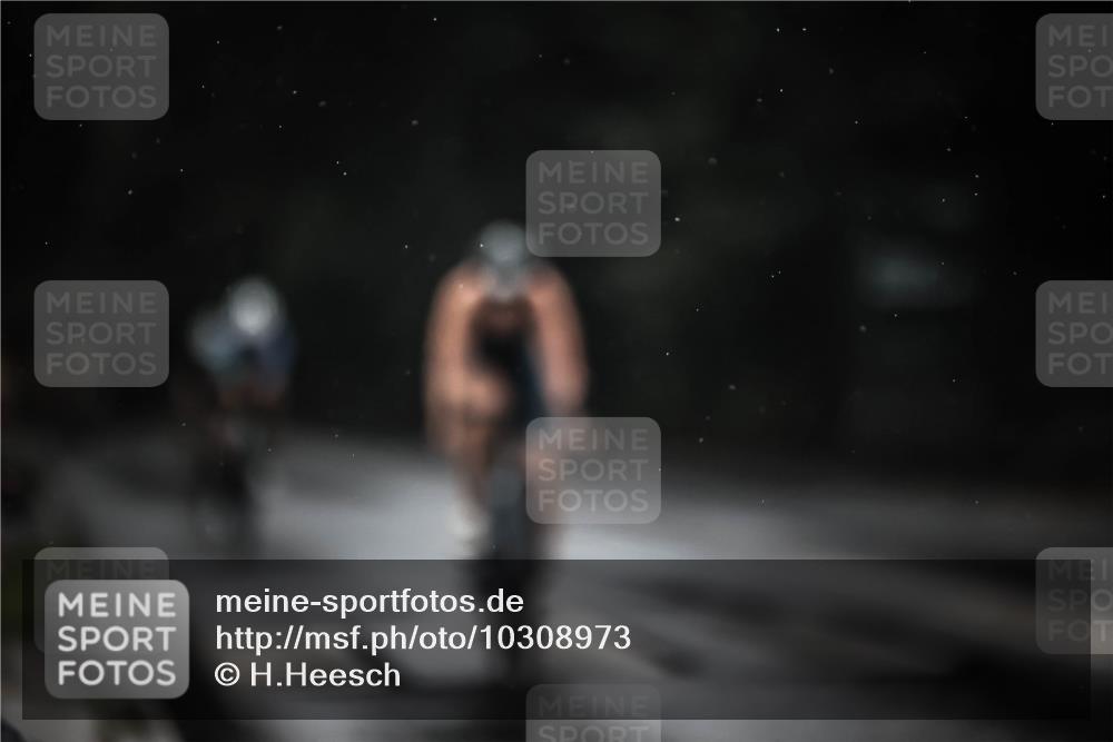 13.09.2026 - Stadtparktriathlon H.Heesch http://msf.ph/oto/10308973 13.09.2026 11:42:01 Radfahren 730, 771, 792, 814, 820, 927 meine-sportfotos.de