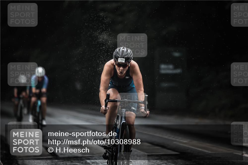 13.09.2026 - Stadtparktriathlon H.Heesch http://msf.ph/oto/10308988 13.09.2026 11:42:02 Radfahren 771, 792, 814, 820, 927 meine-sportfotos.de