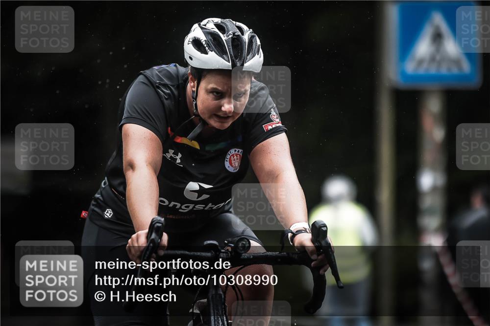 13.09.2026 - Stadtparktriathlon H.Heesch http://msf.ph/oto/10308990 13.09.2026 12:48:55 Radfahren 1099, 1131, 1135, 1205, 1234, 1263 meine-sportfotos.de
