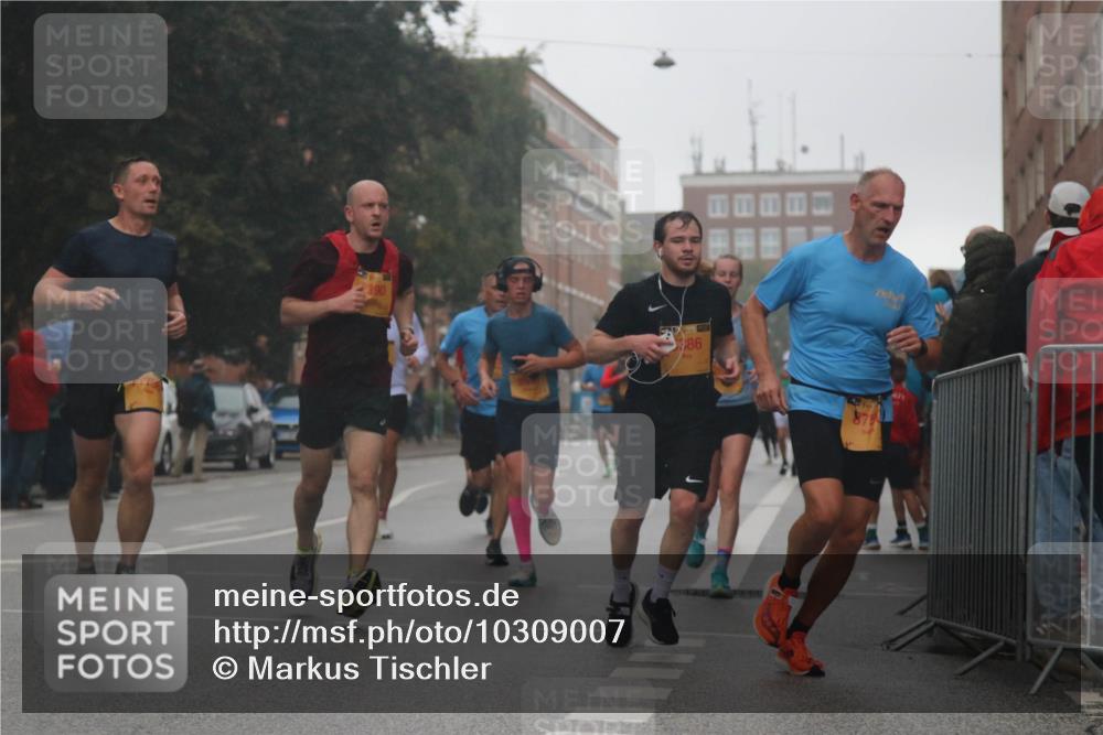 13.09.2026 - Kiel Lauf Markus Tischler http://msf.ph/oto/10309007 13.09.2026 10:33:33 Fleethörn 390, 386 meine-sportfotos.de