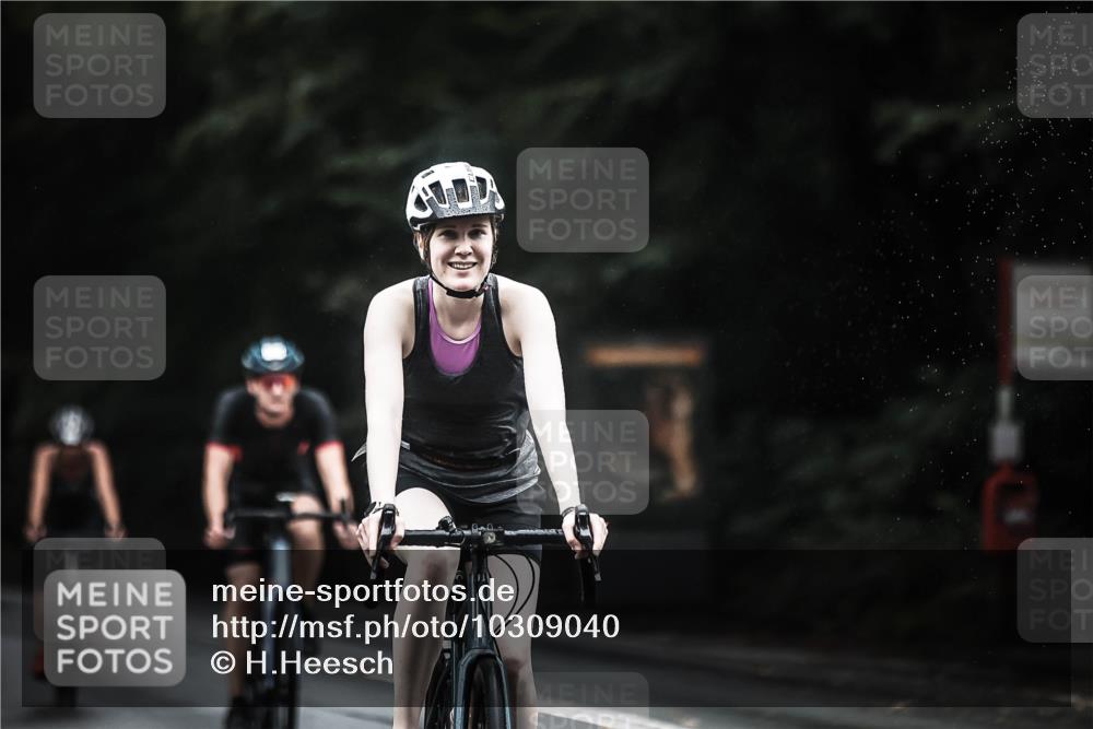 13.09.2026 - Stadtparktriathlon H.Heesch http://msf.ph/oto/10309040 13.09.2026 12:48:59 Radfahren 1069, 1099, 1116, 1131, 1135, 1205, 1234, 1263 meine-sportfotos.de