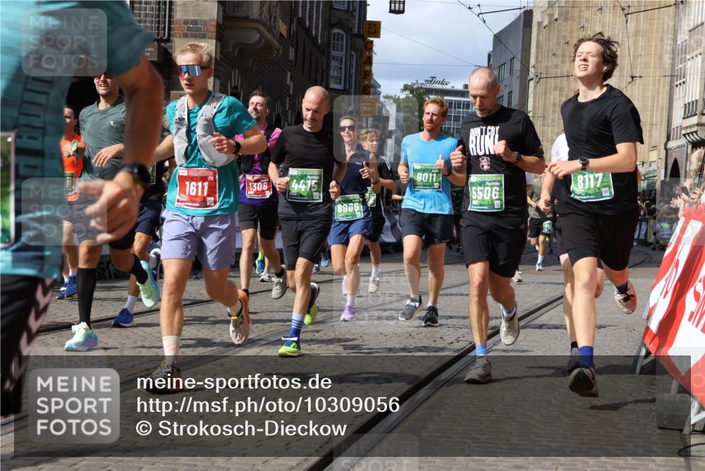 13.09.2026 - 21. swb-Marathon Bremen Strokosch-Dieckow http://msf.ph/oto/10309056 13.09.2026 13:30:30 Ziel 881, 1308, 1611, 1653, 1780, 1909, 1938, 2126, 2364, 3190, 4763, 5039, 5198, 5348, 5615, 6225, 6720, 6942, 6992, 6994, 7184, 7609, 7932, 7966, 8110, 8115, 8441, 8470, 9015, 9104, 9125, 9529, 625, 800, 834, 1533, 1771, 1841, 1926, 1941, 2369, 2452, 2723, 2985, 4206, 4332, 4342, 4425, 4748, 4757, 4920, 5551, 5822, 6134, 6343, 6347, 6523, 6988, 7012, 7253, 7567, 7645, 9692, 9695, 9699, 9825, 13090 meine-sportfotos.de