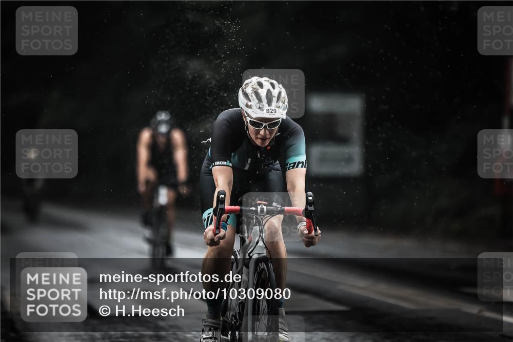 13.09.2026 - Stadtparktriathlon H.Heesch http://msf.ph/oto/10309080 13.09.2026 11:42:05 Radfahren 746, 771, 792, 814, 820, 927 meine-sportfotos.de