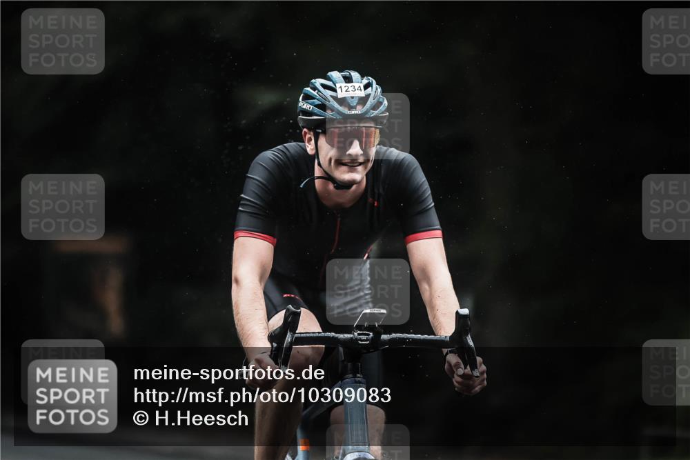 13.09.2026 - Stadtparktriathlon H.Heesch http://msf.ph/oto/10309083 13.09.2026 12:49:01 Radfahren 1069, 1093, 1099, 1116, 1131, 1205, 1234, 1263 meine-sportfotos.de
