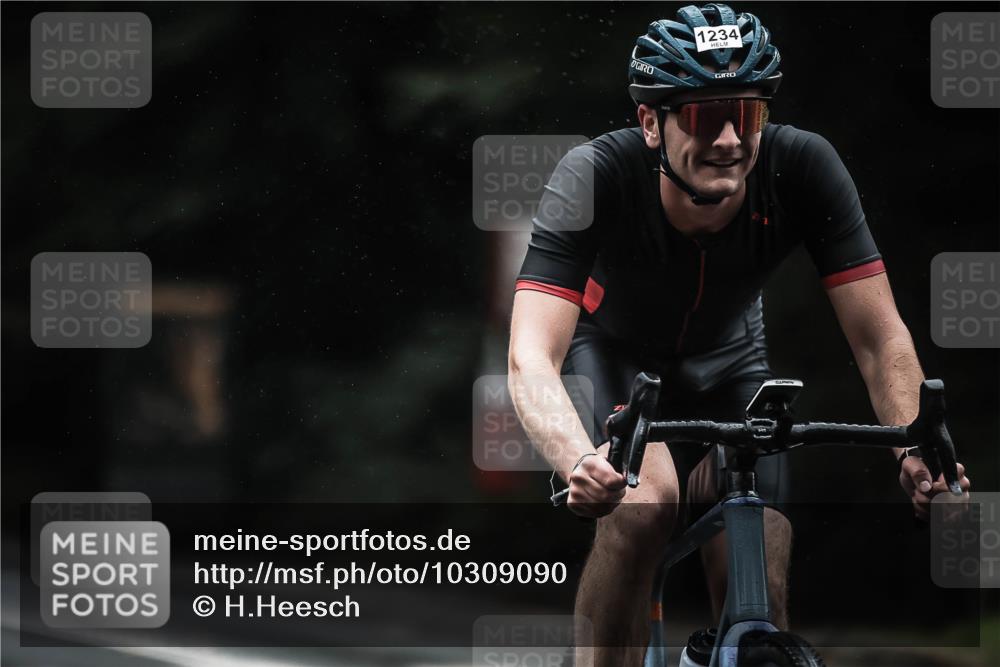 13.09.2026 - Stadtparktriathlon H.Heesch http://msf.ph/oto/10309090 13.09.2026 12:49:01 Radfahren 1069, 1093, 1099, 1116, 1131, 1205, 1234, 1263 meine-sportfotos.de