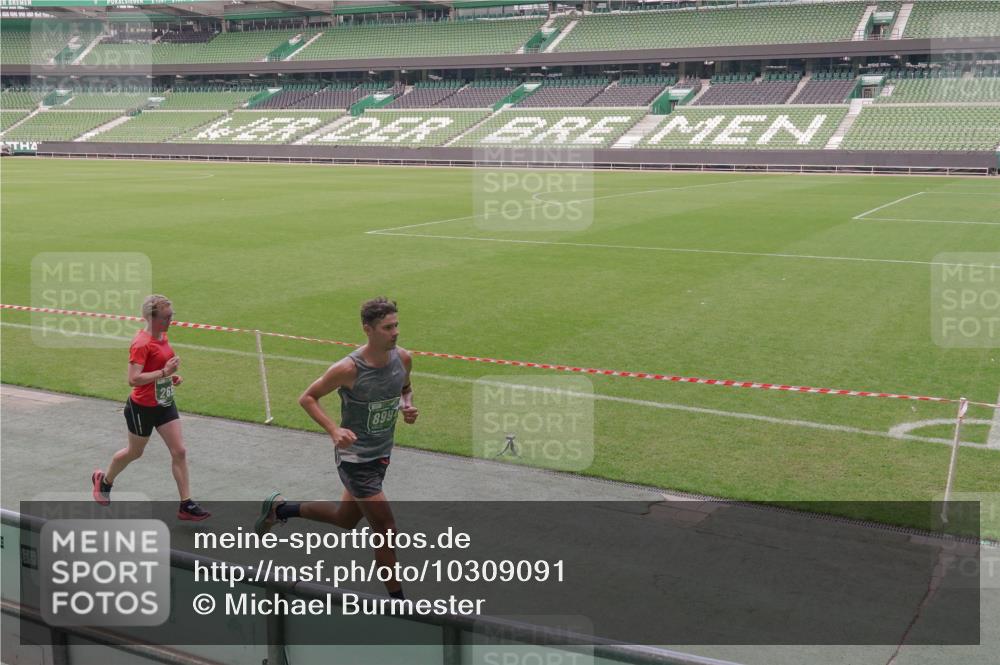 13.09.2026 - 21. swb-Marathon Bremen Michael Burmester http://msf.ph/oto/10309091 13.09.2026 12:42:10 Laufen im Stadion 371, 439, 650, 744, 749, 957, 1009, 1223, 1224, 1336, 1381, 1411, 1614, 1619, 1667, 1712, 1745, 1797, 1822, 1850, 1862, 1879, 2094, 2207, 2651, 2986, 3368, 3624, 4399, 4795, 4847, 4936, 5672, 5828, 6198, 6264, 6929, 6991, 7141, 8065, 8311, 8383, 8394, 8994, 9065, 9120, 9533, 277, 346, 807, 895, 901, 1090, 1118, 1248, 1320, 1323, 1472, 1576, 1587, 1604, 1717, 1751, 1911, 2141, 2352, 2670, 3080, 3606, 5160, 5163, 5912, 6112, 7650 meine-sportfotos.de