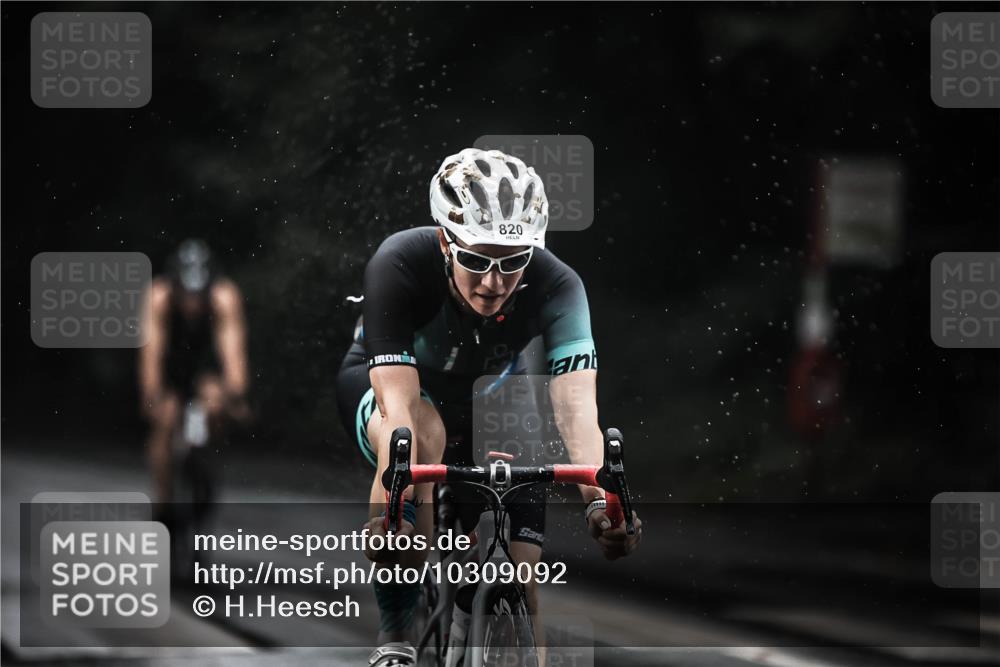 13.09.2026 - Stadtparktriathlon H.Heesch http://msf.ph/oto/10309092 13.09.2026 11:42:05 Radfahren 746, 771, 792, 814, 820, 927 meine-sportfotos.de