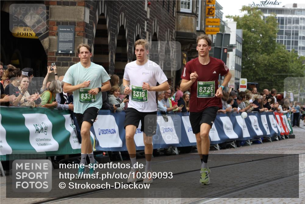 13.09.2026 - 21. swb-Marathon Bremen Strokosch-Dieckow http://msf.ph/oto/10309093 13.09.2026 13:02:55 Ziel 1795, 1850, 3609, 7841, 13237, 8319, 8325, 8331, 8756, 9200 meine-sportfotos.de