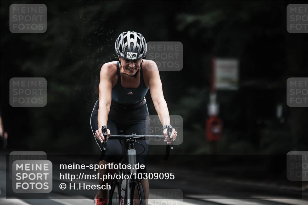 13.09.2026 - Stadtparktriathlon H.Heesch http://msf.ph/oto/10309095 13.09.2026 12:49:02 Radfahren 1069, 1093, 1099, 1116, 1131, 1205, 1234, 1263 meine-sportfotos.de