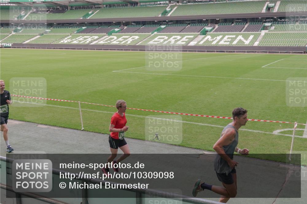13.09.2026 - 21. swb-Marathon Bremen Michael Burmester http://msf.ph/oto/10309098 13.09.2026 12:42:11 Laufen im Stadion 371, 439, 650, 744, 749, 957, 1009, 1223, 1224, 1336, 1381, 1411, 1614, 1619, 1667, 1712, 1745, 1797, 1822, 1850, 1862, 1879, 2094, 2207, 2651, 2986, 3368, 3624, 4399, 4795, 4847, 4936, 5672, 5828, 6198, 6264, 6929, 6991, 7141, 8065, 8311, 8383, 8394, 8994, 9065, 9120, 9533, 277, 346, 807, 895, 901, 1090, 1118, 1248, 1320, 1323, 1472, 1576, 1587, 1604, 1717, 1751, 1911, 2141, 2352, 2670, 3080, 3606, 5160, 5163, 5912, 6112, 7650 meine-sportfotos.de