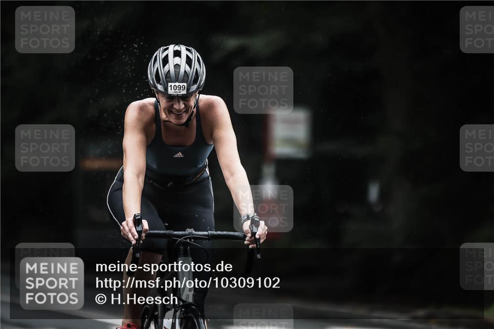 13.09.2026 - Stadtparktriathlon H.Heesch http://msf.ph/oto/10309102 13.09.2026 12:49:02 Radfahren 1069, 1093, 1099, 1116, 1131, 1205, 1234, 1263 meine-sportfotos.de