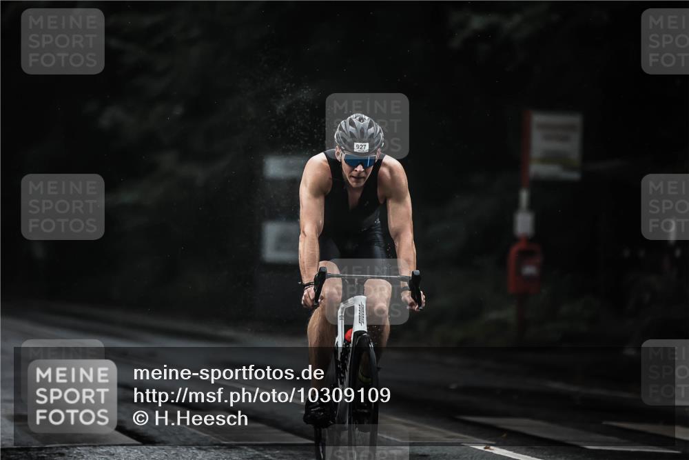13.09.2026 - Stadtparktriathlon H.Heesch http://msf.ph/oto/10309109 13.09.2026 11:42:07 Radfahren 728, 746, 771, 814, 820, 888, 927 meine-sportfotos.de