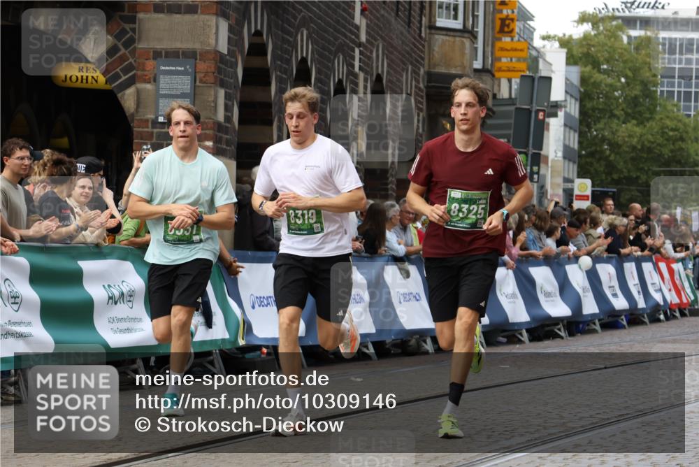 13.09.2026 - 21. swb-Marathon Bremen Strokosch-Dieckow http://msf.ph/oto/10309146 13.09.2026 13:02:55 Ziel 1795, 1850, 3609, 7841, 13237, 8319, 8325, 8331, 8756, 9200 meine-sportfotos.de