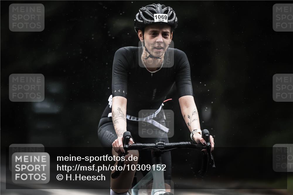 13.09.2026 - Stadtparktriathlon H.Heesch http://msf.ph/oto/10309152 13.09.2026 12:49:04 Radfahren 1069, 1093, 1099, 1116, 1131, 1205, 1234, 1263, 1283 meine-sportfotos.de