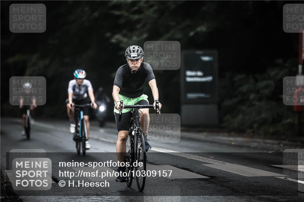 13.09.2026 - Stadtparktriathlon H.Heesch http://msf.ph/oto/10309157 13.09.2026 12:49:05 Radfahren 1069, 1093, 1099, 1116, 1118, 1234, 1263, 1283 meine-sportfotos.de