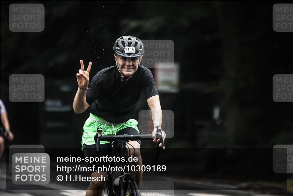 13.09.2026 - Stadtparktriathlon H.Heesch http://msf.ph/oto/10309189 13.09.2026 12:49:06 Radfahren 1069, 1093, 1099, 1116, 1118, 1234, 1283 meine-sportfotos.de