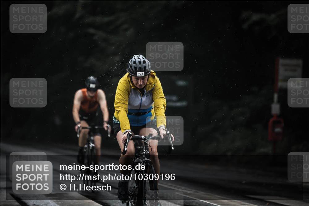 13.09.2026 - Stadtparktriathlon H.Heesch http://msf.ph/oto/10309196 13.09.2026 11:42:12 Radfahren 728, 746, 793, 887, 888, 927 meine-sportfotos.de