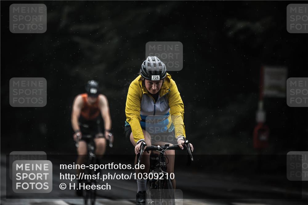 13.09.2026 - Stadtparktriathlon H.Heesch http://msf.ph/oto/10309210 13.09.2026 11:42:12 Radfahren 728, 746, 793, 887, 888, 927 meine-sportfotos.de