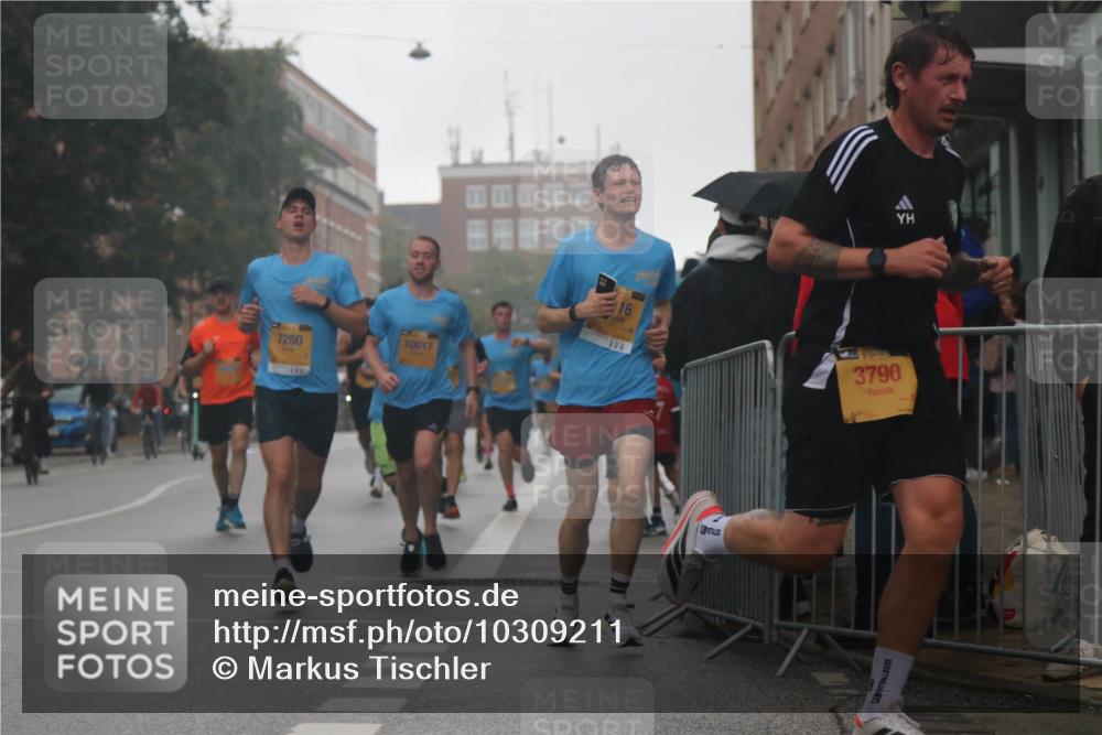13.09.2026 - Kiel Lauf Markus Tischler http://msf.ph/oto/10309211 13.09.2026 10:33:54 Fleethörn 7280, 10017, 200, 3790 meine-sportfotos.de