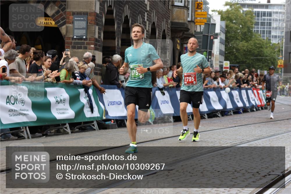 13.09.2026 - 21. swb-Marathon Bremen Strokosch-Dieckow http://msf.ph/oto/10309267 13.09.2026 13:03:04 Ziel 1381, 1795, 1850, 3609, 6918, 7265, 7841, 13237, 7206, 7478, 8028, 8756 meine-sportfotos.de