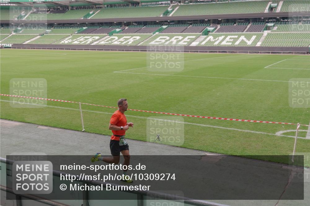 13.09.2026 - 21. swb-Marathon Bremen Michael Burmester http://msf.ph/oto/10309274 13.09.2026 12:42:33 Laufen im Stadion 439, 749, 1009, 1223, 1224, 1411, 1562, 1619, 1667, 1712, 1745, 1797, 1822, 1850, 1862, 1879, 1921, 2094, 2207, 2651, 2683, 2986, 3251, 3368, 3584, 3624, 3688, 4096, 4399, 4795, 4847, 5316, 5663, 5672, 5828, 6198, 6264, 6359, 6929, 6991, 7141, 8065, 8311, 8383, 8394, 8689, 8749, 8994, 9065, 9120, 9200, 9533, 277, 346, 807, 895, 901, 1118, 1248, 1320, 1323, 1472, 1576, 1587, 1604, 1717, 1751, 1911, 2141, 2352, 2670, 3080, 3606, 5160, 5163, 5912, 6112, 7650 meine-sportfotos.de