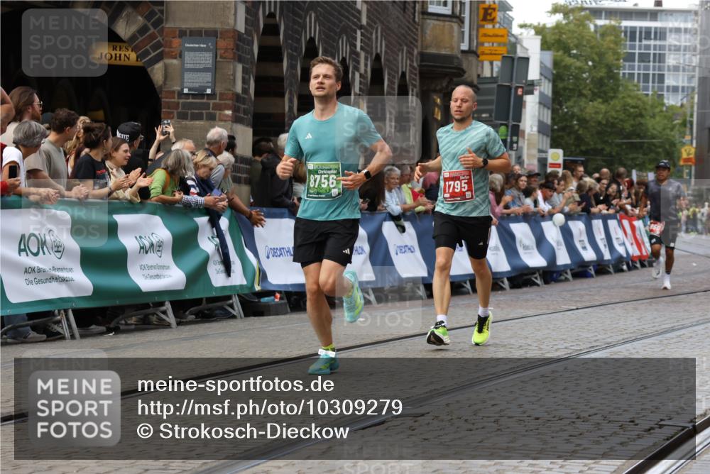 13.09.2026 - 21. swb-Marathon Bremen Strokosch-Dieckow http://msf.ph/oto/10309279 13.09.2026 13:03:04 Ziel 1381, 1795, 1850, 3609, 6918, 7265, 7841, 13237, 7206, 7478, 8028, 8756 meine-sportfotos.de