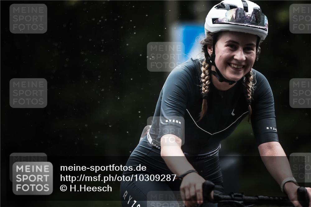 13.09.2026 - Stadtparktriathlon H.Heesch http://msf.ph/oto/10309287 13.09.2026 12:49:10 Radfahren 1093, 1116, 1118, 1253, 1283 meine-sportfotos.de
