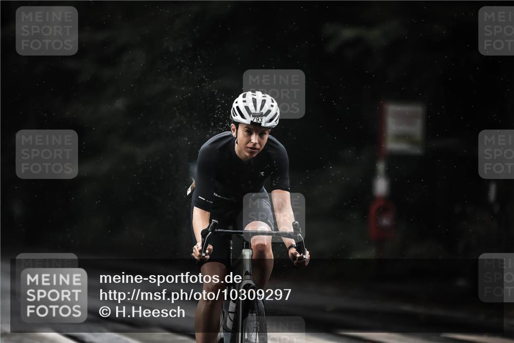 13.09.2026 - Stadtparktriathlon H.Heesch http://msf.ph/oto/10309297 13.09.2026 11:42:15 Radfahren 728, 746, 793, 887, 888 meine-sportfotos.de