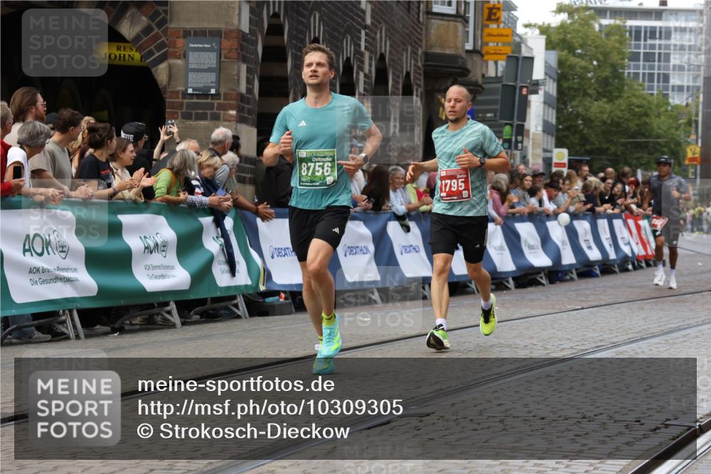 13.09.2026 - 21. swb-Marathon Bremen Strokosch-Dieckow http://msf.ph/oto/10309305 13.09.2026 13:03:04 Ziel 1381, 1795, 1850, 3609, 6918, 7265, 7841, 13237, 7206, 7478, 8028, 8756 meine-sportfotos.de