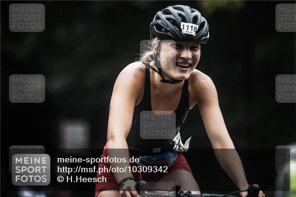 13.09.2026 - Stadtparktriathlon H.Heesch http://msf.ph/oto/10309342 13.09.2026 12:49:12 Radfahren 1093, 1118, 1253, 1283 meine-sportfotos.de