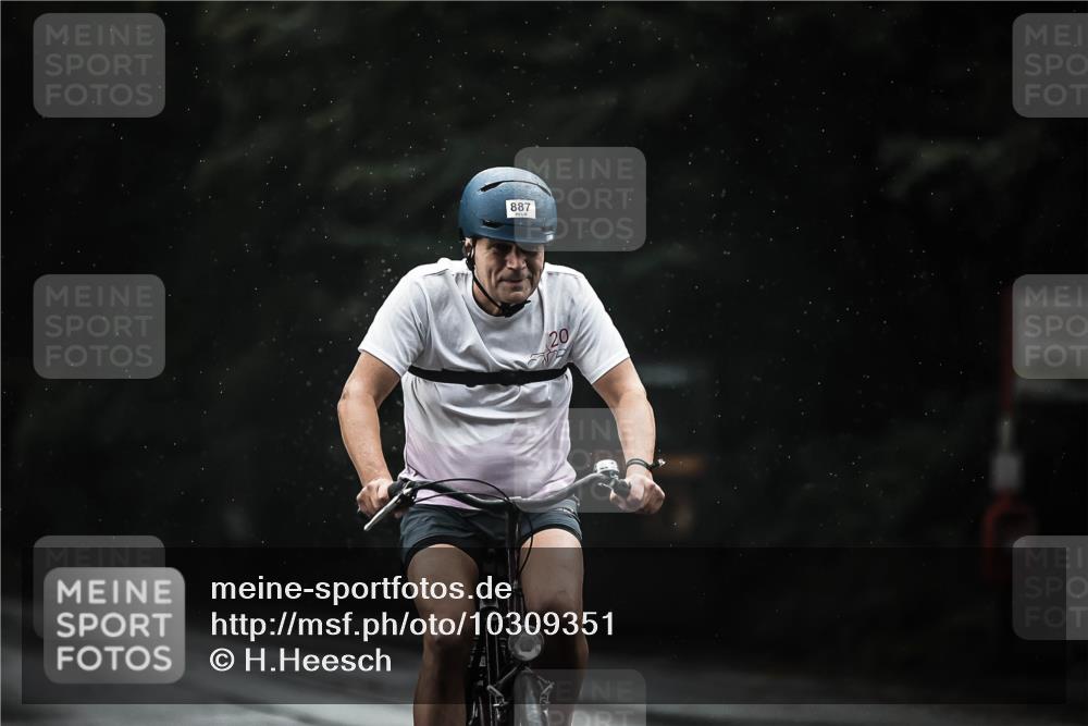 13.09.2026 - Stadtparktriathlon H.Heesch http://msf.ph/oto/10309351 13.09.2026 11:42:17 Radfahren 728, 746, 793, 887, 888 meine-sportfotos.de