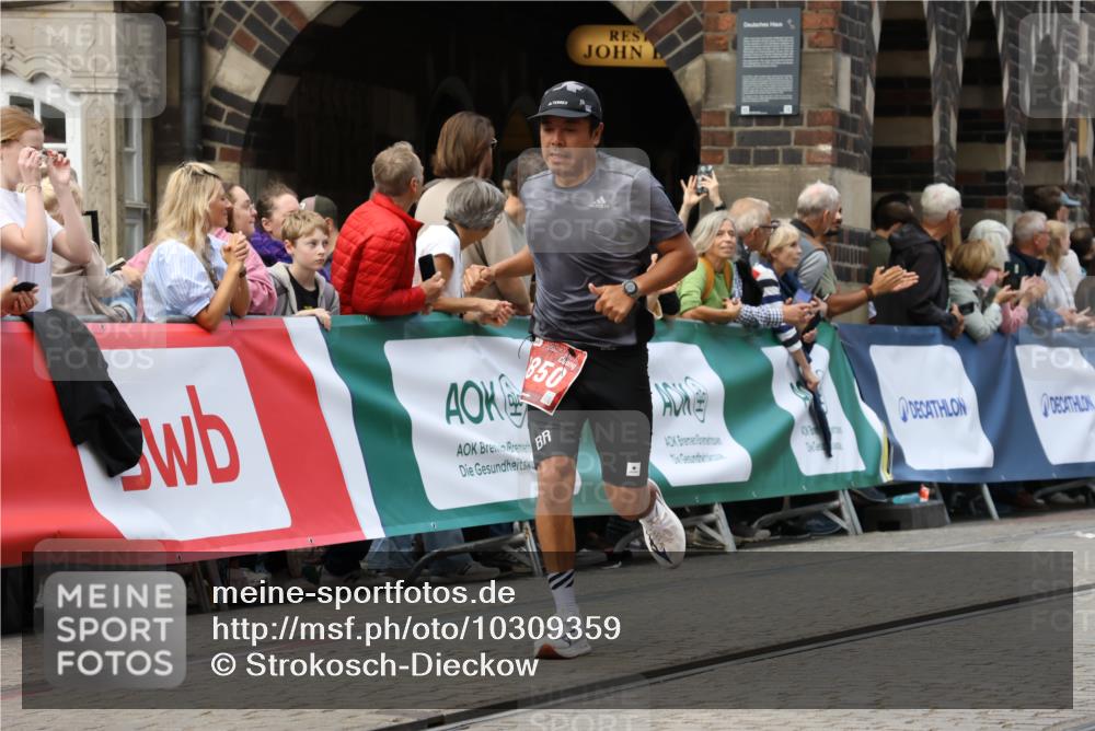 13.09.2026 - 21. swb-Marathon Bremen Strokosch-Dieckow http://msf.ph/oto/10309359 13.09.2026 13:03:09 Ziel 1381, 1795, 1850, 1862, 6918, 7265, 8319, 8325, 8331, 13237, 7206, 7478, 8028 meine-sportfotos.de