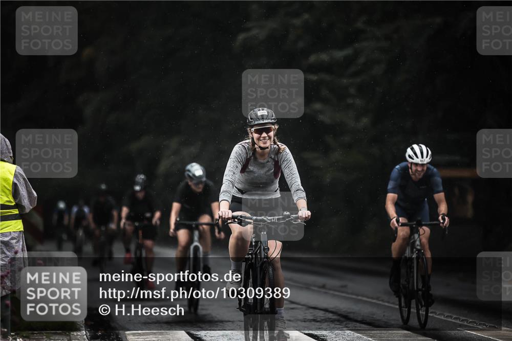 13.09.2026 - Stadtparktriathlon H.Heesch http://msf.ph/oto/10309389 13.09.2026 11:42:24 Radfahren 722, 778, 780, 862, 867, 878, 887 meine-sportfotos.de
