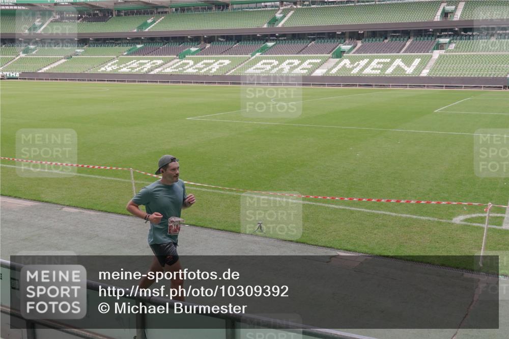 13.09.2026 - 21. swb-Marathon Bremen Michael Burmester http://msf.ph/oto/10309392 13.09.2026 12:42:45 Laufen im Stadion 439, 749, 819, 1009, 1223, 1224, 1411, 1562, 1619, 1667, 1712, 1745, 1822, 1850, 1862, 1879, 1921, 2094, 2207, 2651, 2683, 3251, 3368, 3584, 3624, 3688, 4096, 4399, 4795, 4847, 5199, 5316, 5663, 5672, 5828, 6198, 6264, 6359, 6929, 6991, 7141, 8311, 8383, 8394, 8689, 8749, 8994, 9120, 9153, 9200, 9233, 9533, 9849, 277, 346, 453, 807, 901, 1248, 1320, 1323, 1472, 1576, 1587, 1717, 1751, 1911, 2141, 2352, 3080, 3606, 5160, 5163, 5912, 6112, 7650 meine-sportfotos.de