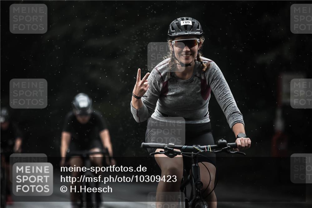 13.09.2026 - Stadtparktriathlon H.Heesch http://msf.ph/oto/10309423 13.09.2026 11:42:26 Radfahren 722, 778, 780, 821, 862, 867, 878, 879 meine-sportfotos.de