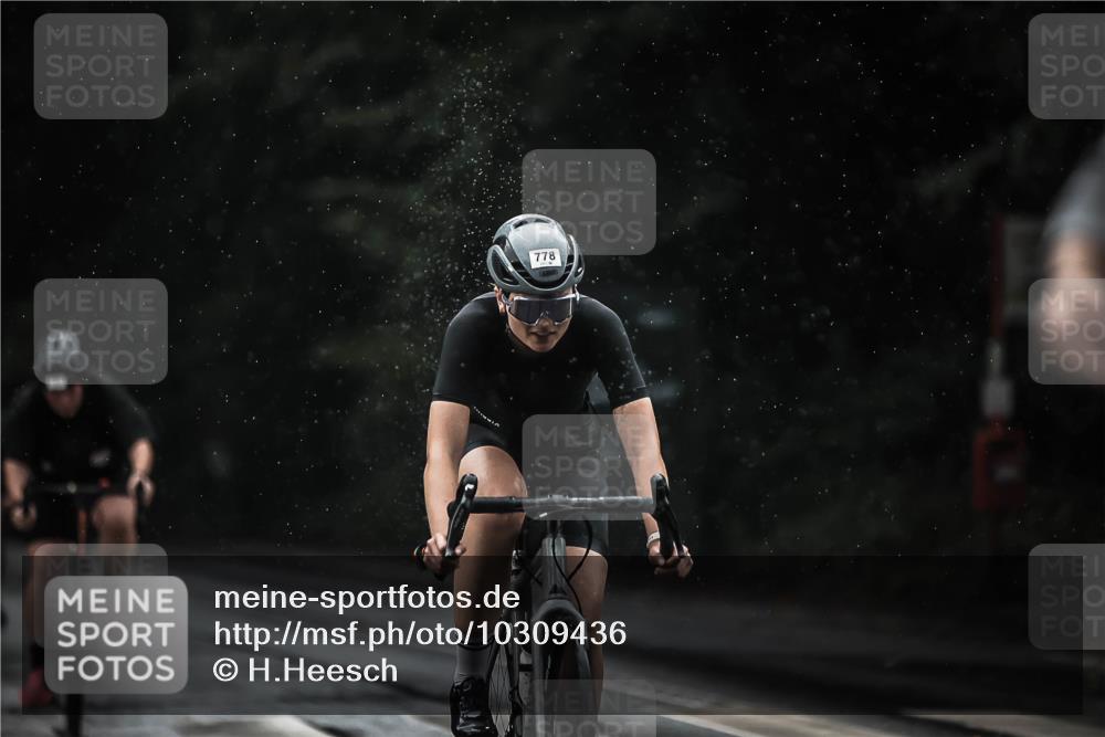 13.09.2026 - Stadtparktriathlon H.Heesch http://msf.ph/oto/10309436 13.09.2026 11:42:26 Radfahren 722, 778, 780, 821, 862, 867, 878, 879 meine-sportfotos.de