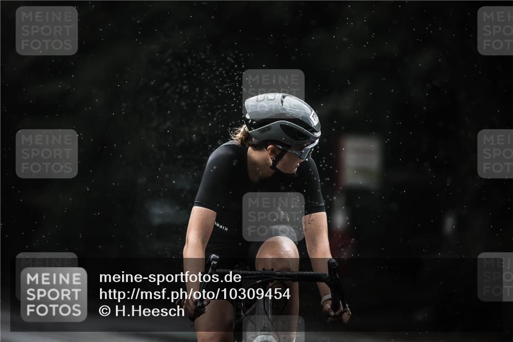13.09.2026 - Stadtparktriathlon H.Heesch http://msf.ph/oto/10309454 13.09.2026 11:42:27 Radfahren 722, 778, 780, 821, 862, 867, 878, 879 meine-sportfotos.de