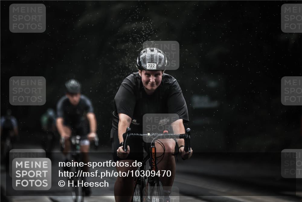 13.09.2026 - Stadtparktriathlon H.Heesch http://msf.ph/oto/10309470 13.09.2026 11:42:28 Radfahren 722, 778, 780, 821, 862, 867, 878, 879, 920 meine-sportfotos.de
