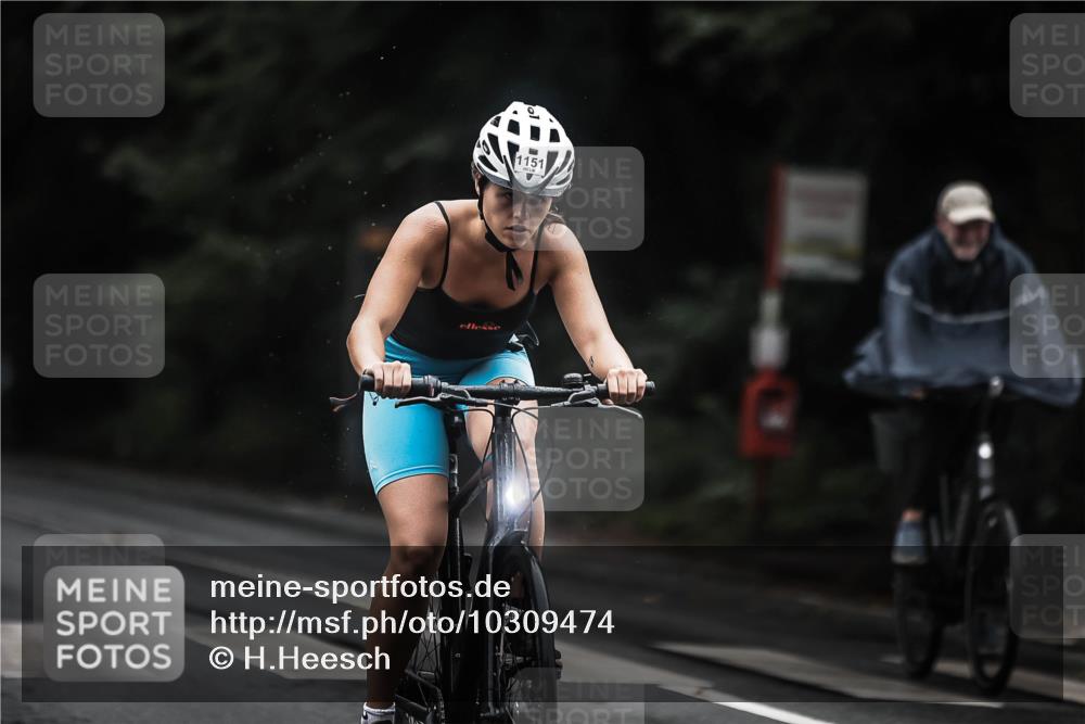 13.09.2026 - Stadtparktriathlon H.Heesch http://msf.ph/oto/10309474 13.09.2026 12:49:26 Radfahren 1145, 1151, 1196 meine-sportfotos.de