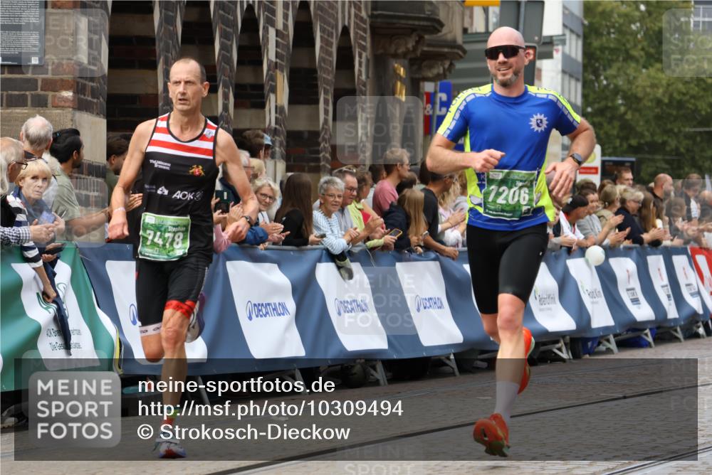 13.09.2026 - 21. swb-Marathon Bremen Strokosch-Dieckow http://msf.ph/oto/10309494 13.09.2026 13:03:14 Ziel 1381, 1850, 1862, 6918, 7265, 8319, 8325, 8331, 1372, 1950, 7206, 7478, 7715 meine-sportfotos.de